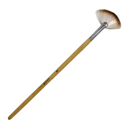 ARTIOS Fan Paint Brush Size 4 - single brush, natural wooden handle, on white background